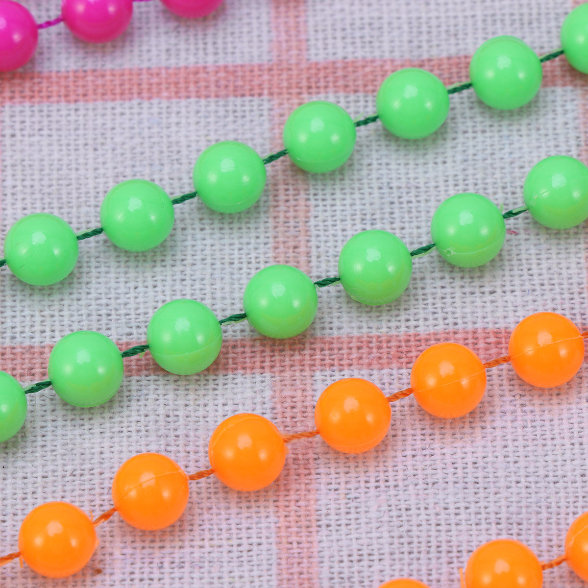 Women'S Accessories In The 80S - 4Pcs Kalung Manik Plastik Wanita, Kalung