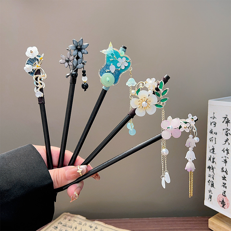 Women'S Accessories H&M - Tusuk Konde Klasik dengan Rumbai, Bunga